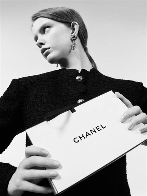 chanel laarsjes|chanel customer service number.